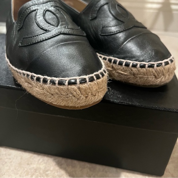 Authentic USED chanel espadrilles size 37. (Runs small-would fit a size 6) - Picture 2 of 5